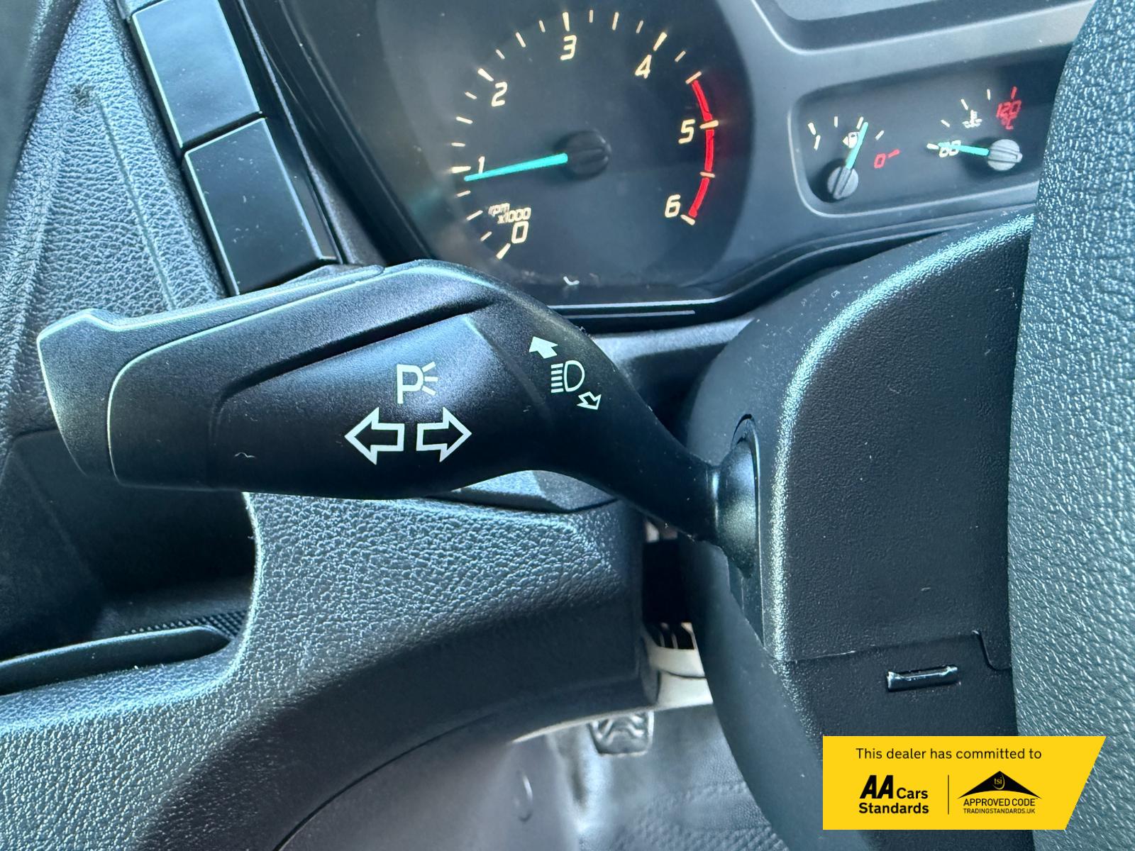 Ford Transit 2.2 TDCi 290 Panel Van 5dr Diesel Manual FWD L2 H2 Euro 5 (100 ps)