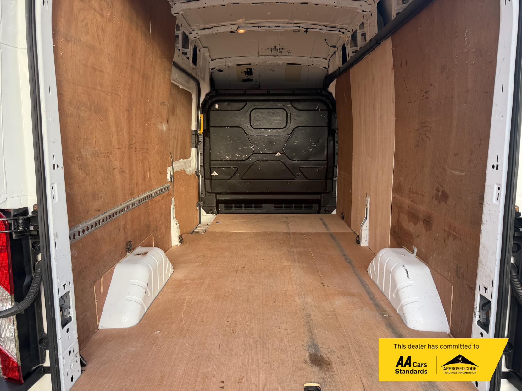 Ford Transit 2.0 350 EcoBlue Leader Panel Van 5dr Diesel Manual RWD L3 H3 Euro 6 (s/s) (130 ps)