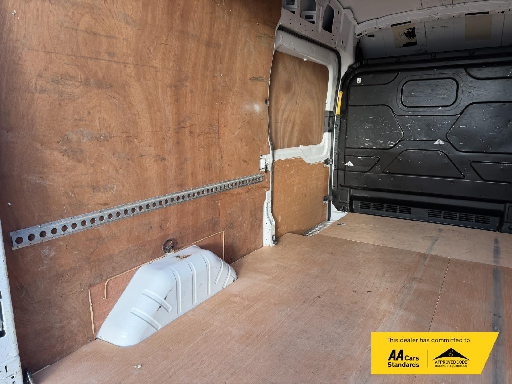 Ford Transit 2.0 350 EcoBlue Leader Panel Van 5dr Diesel Manual RWD L3 H3 Euro 6 (s/s) (130 ps)