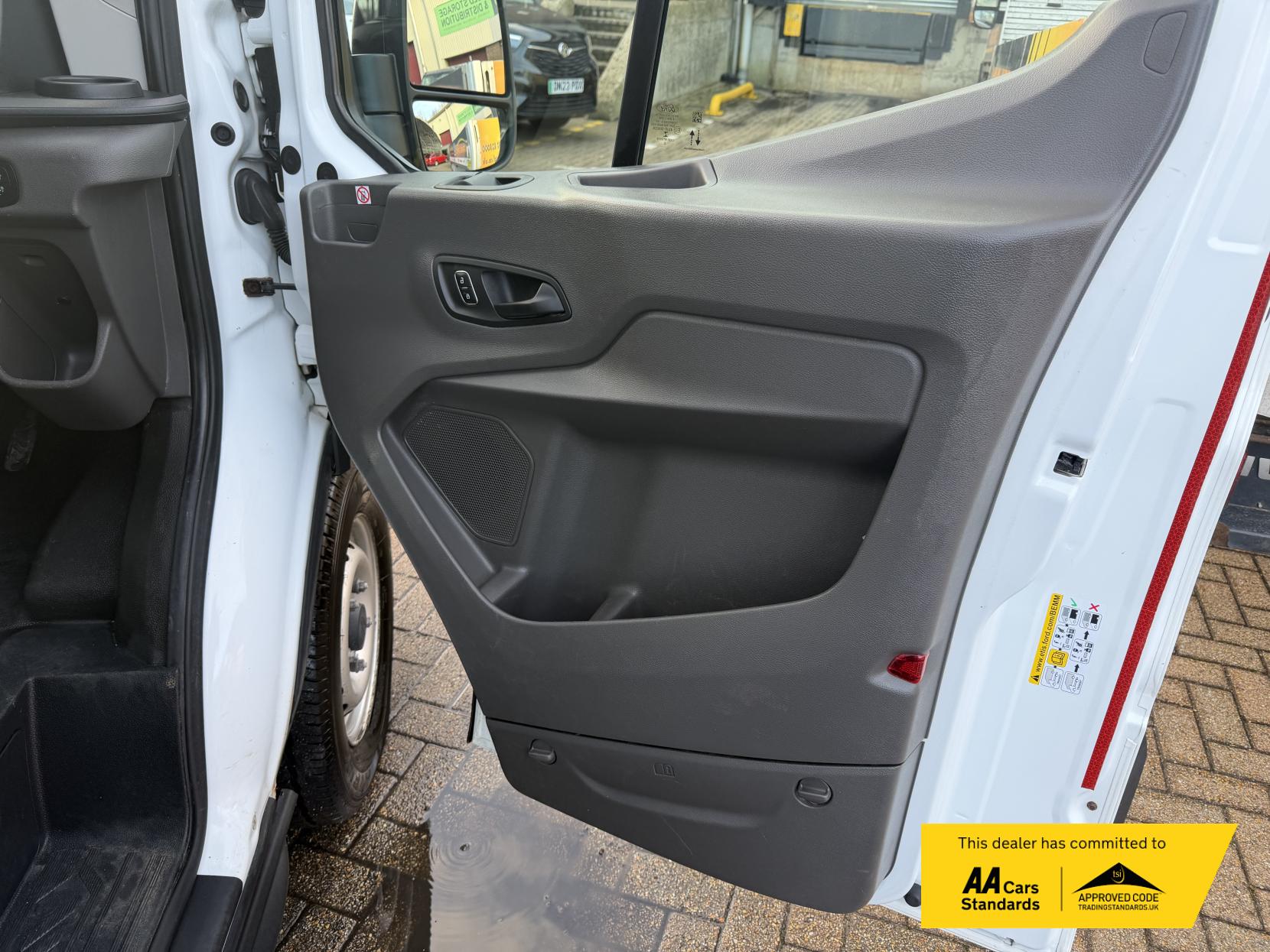 Ford Transit 2.0 350 EcoBlue Leader Panel Van 5dr Diesel Manual RWD L3 H3 Euro 6 (s/s) (130 ps)