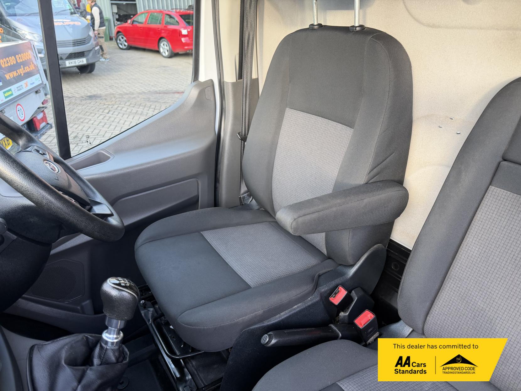 Ford Transit 2.0 350 EcoBlue Leader Panel Van 5dr Diesel Manual RWD L3 H3 Euro 6 (s/s) (130 ps)