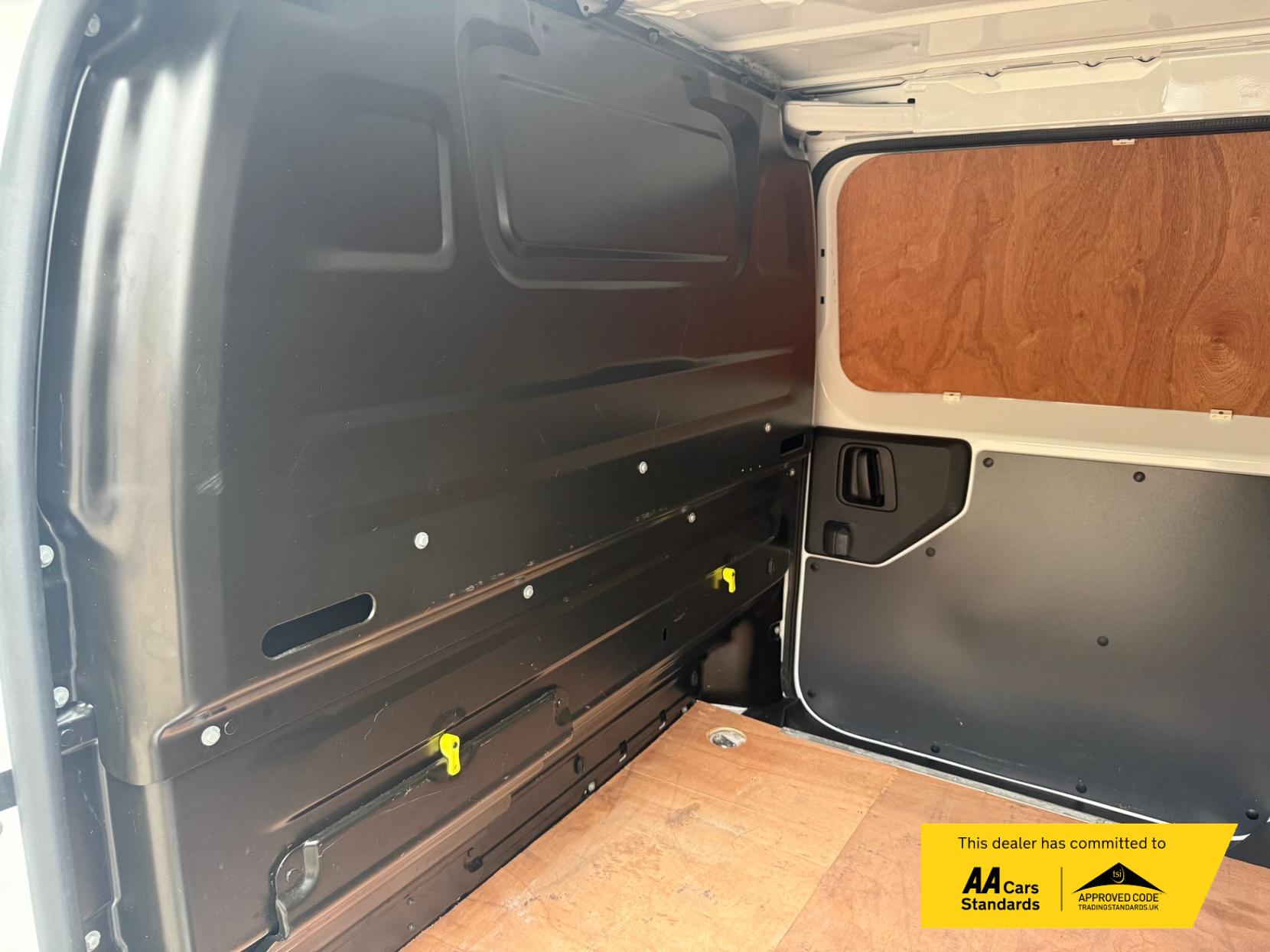 Vauxhall Vivaro 1.5 Turbo D 2900 Sportive Panel Van 5dr Diesel Manual L2 H1 Euro 6 (s/s) (100 ps)