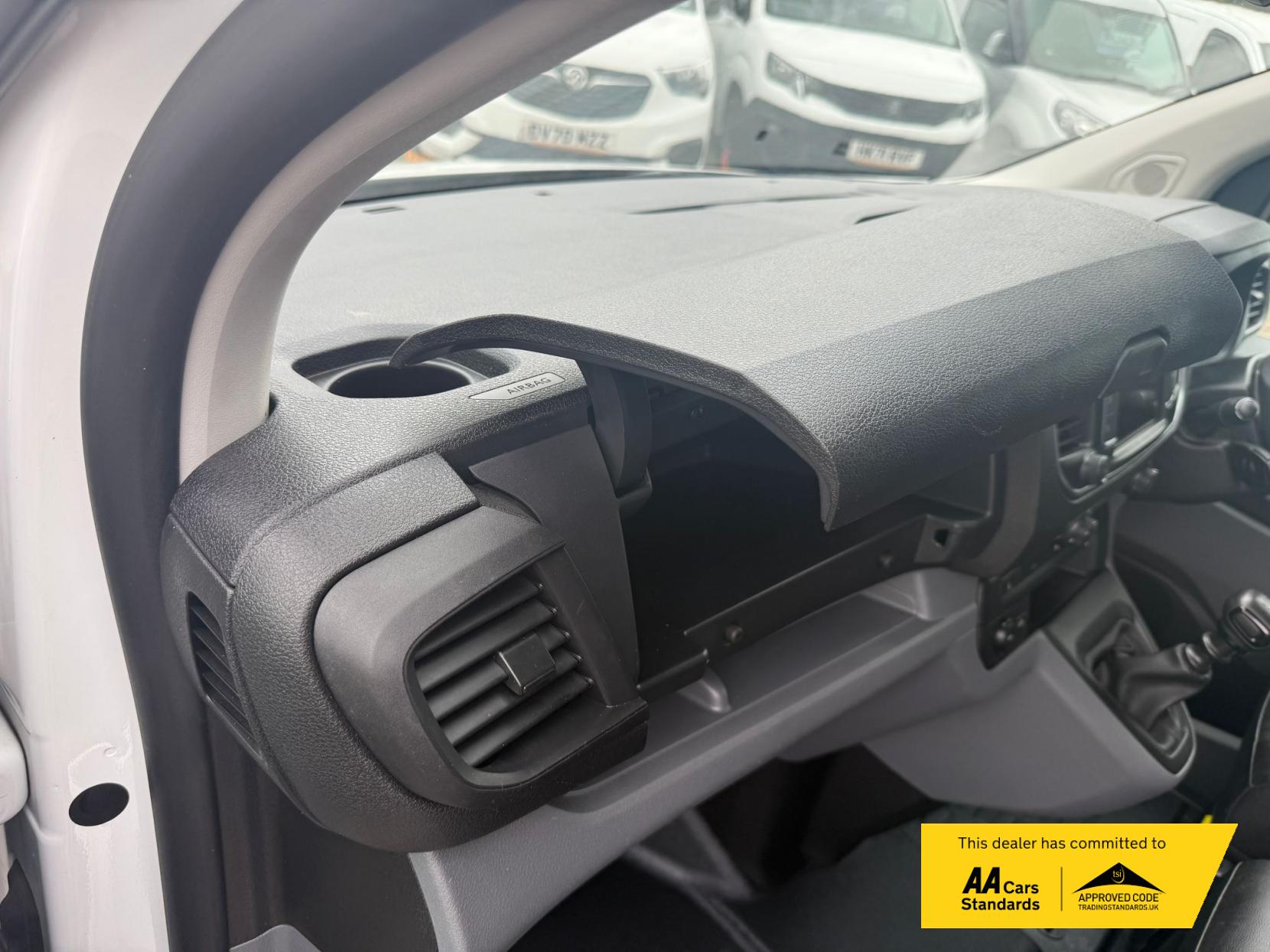 Vauxhall Vivaro 1.5 Turbo D 2900 Sportive Panel Van 5dr Diesel Manual L2 H1 Euro 6 (s/s) (100 ps)