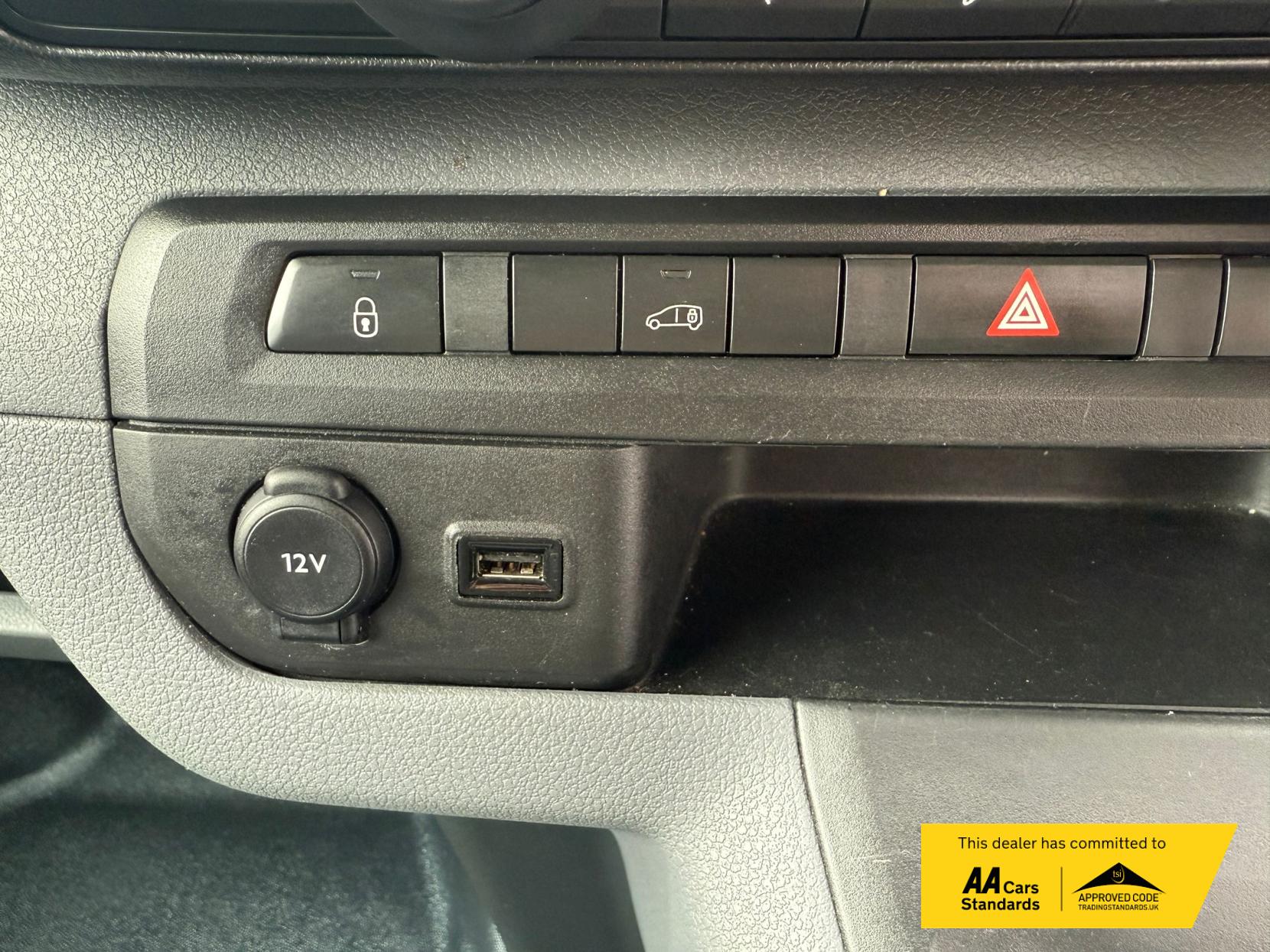 Vauxhall Vivaro 1.5 Turbo D 2900 Sportive Panel Van 5dr Diesel Manual L2 H1 Euro 6 (s/s) (100 ps)