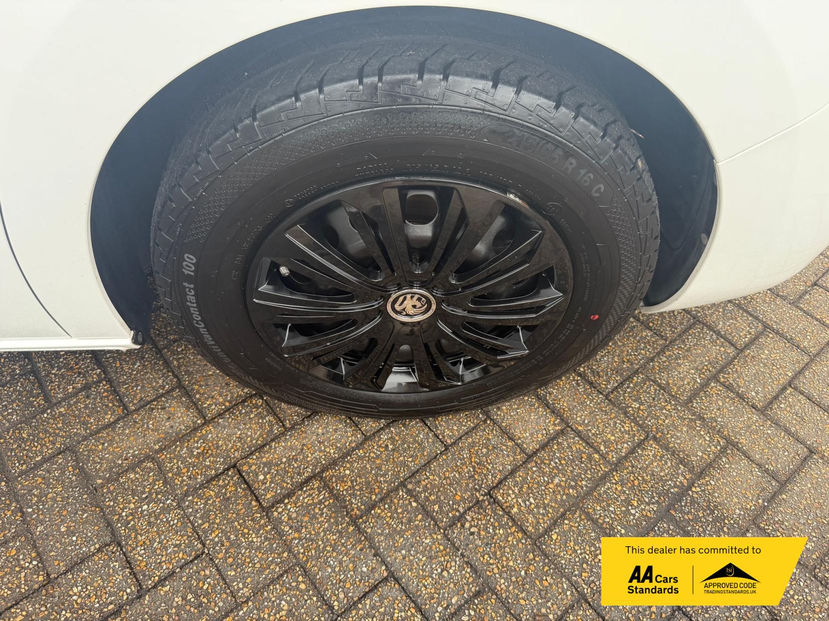 Vauxhall Vivaro 1.5 Turbo D 2900 Sportive Panel Van 5dr Diesel Manual L2 H1 Euro 6 (s/s) (100 ps)