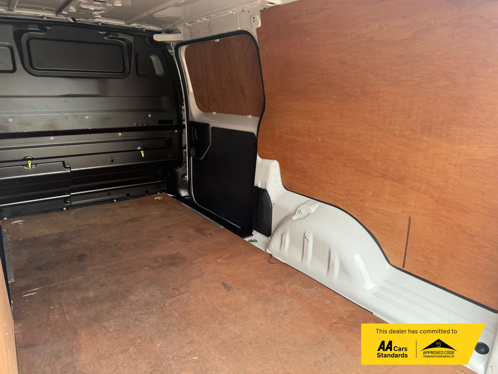 Vauxhall Vivaro 1.5 Turbo D 2900 Sportive Panel Van 5dr Diesel Manual L2 H1 Euro 6 (s/s) (100 ps)