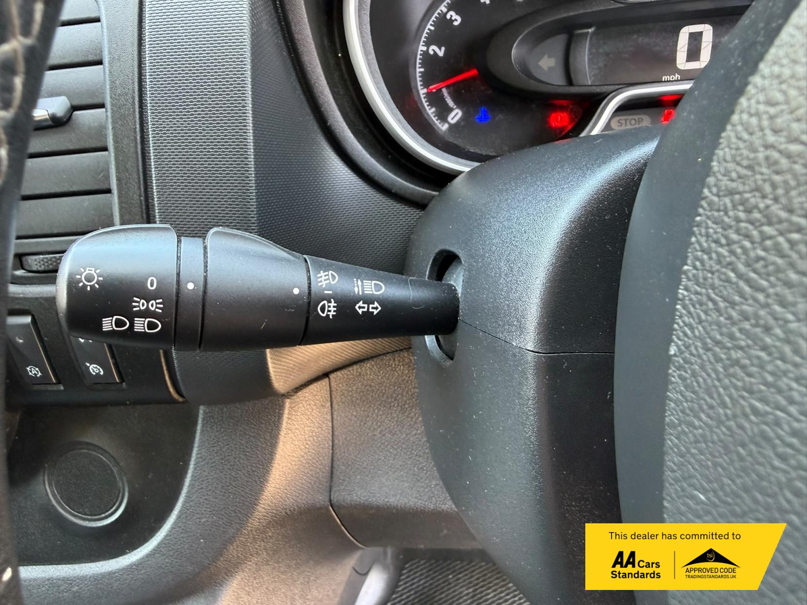 2017 Vauxhall Vivaro 1.6 CDTi 2900 BiTurbo Sportive Panel Van 5dr Diesel Manual L1 H1 Euro 6 (s/s) (125 ps) - Thumbnail 38