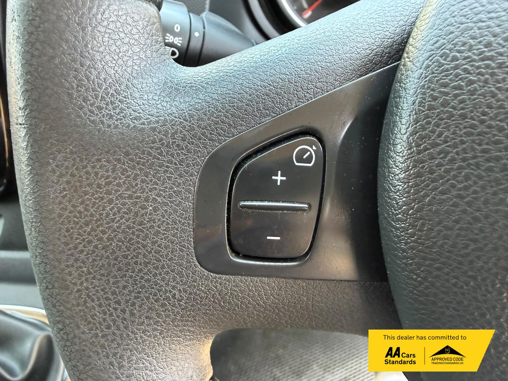 2017 Vauxhall Vivaro 1.6 CDTi 2900 BiTurbo Sportive Panel Van 5dr Diesel Manual L1 H1 Euro 6 (s/s) (125 ps) - Thumbnail 39