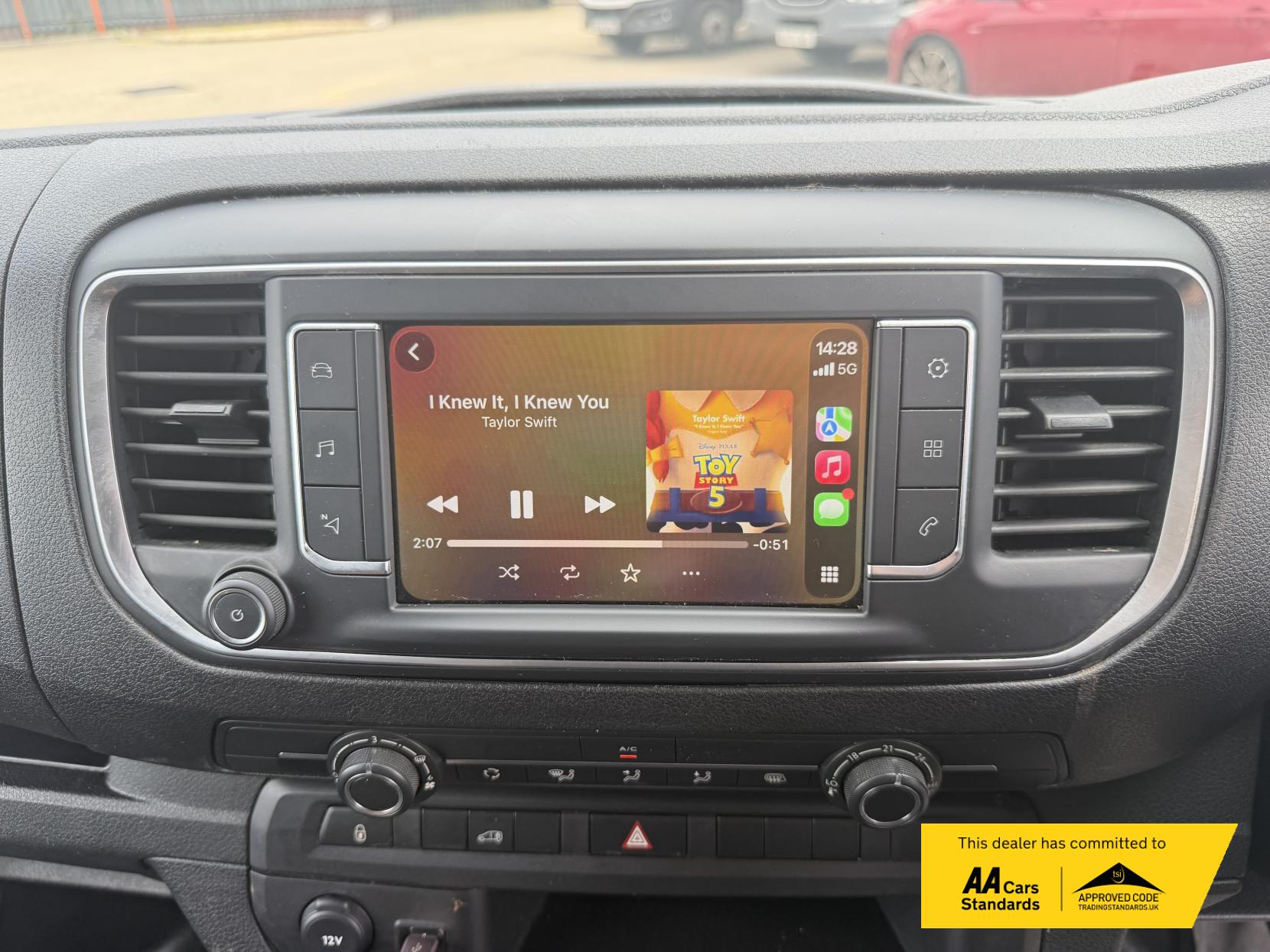 2023 Toyota ProAce 1.5D Icon Medium Panel Van 6dr Diesel Manual MWB Euro 6 (s/s) (120 bhp) - Thumbnail 10