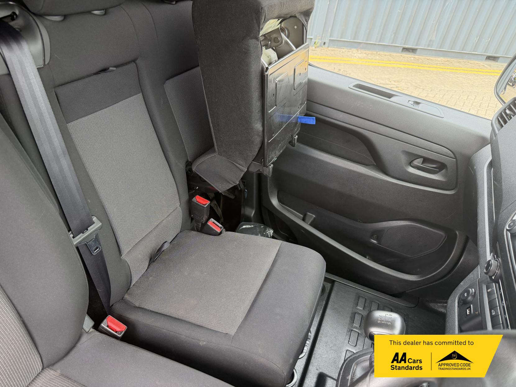 2023 Toyota ProAce 1.5D Icon Medium Panel Van 6dr Diesel Manual MWB Euro 6 (s/s) (120 bhp) - Thumbnail 16