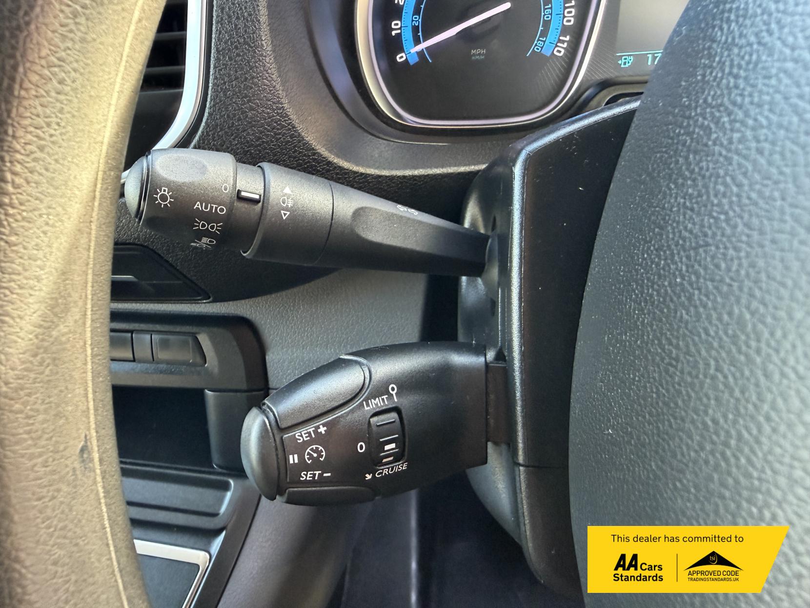 Peugeot e-Expert e 1200 75kWh Professional Standard Panel Van 6dr Electric Auto MWB (136 ps)