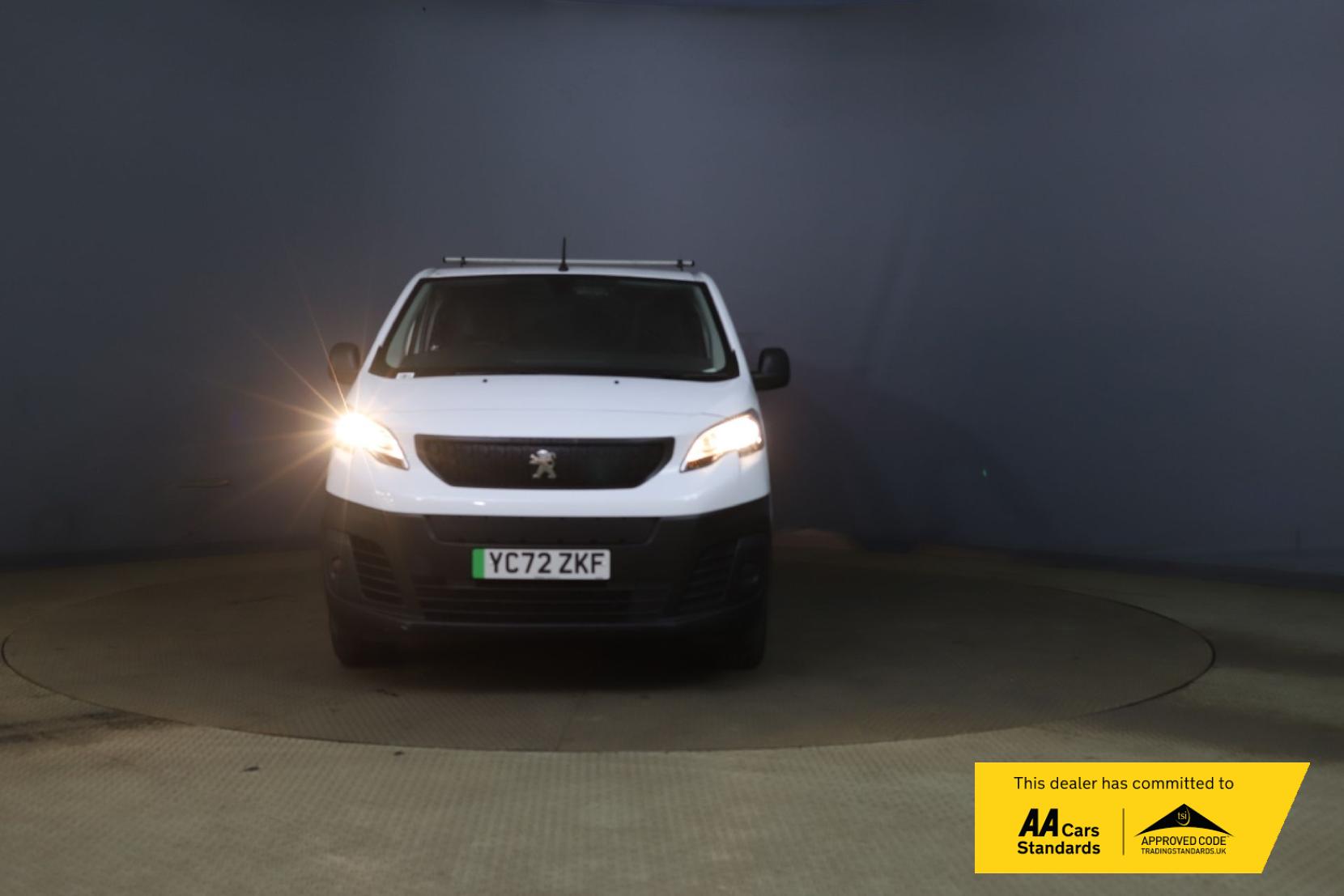 Peugeot e-Expert e 1200 75kWh Professional Standard Panel Van 6dr Electric Auto MWB (136 ps)