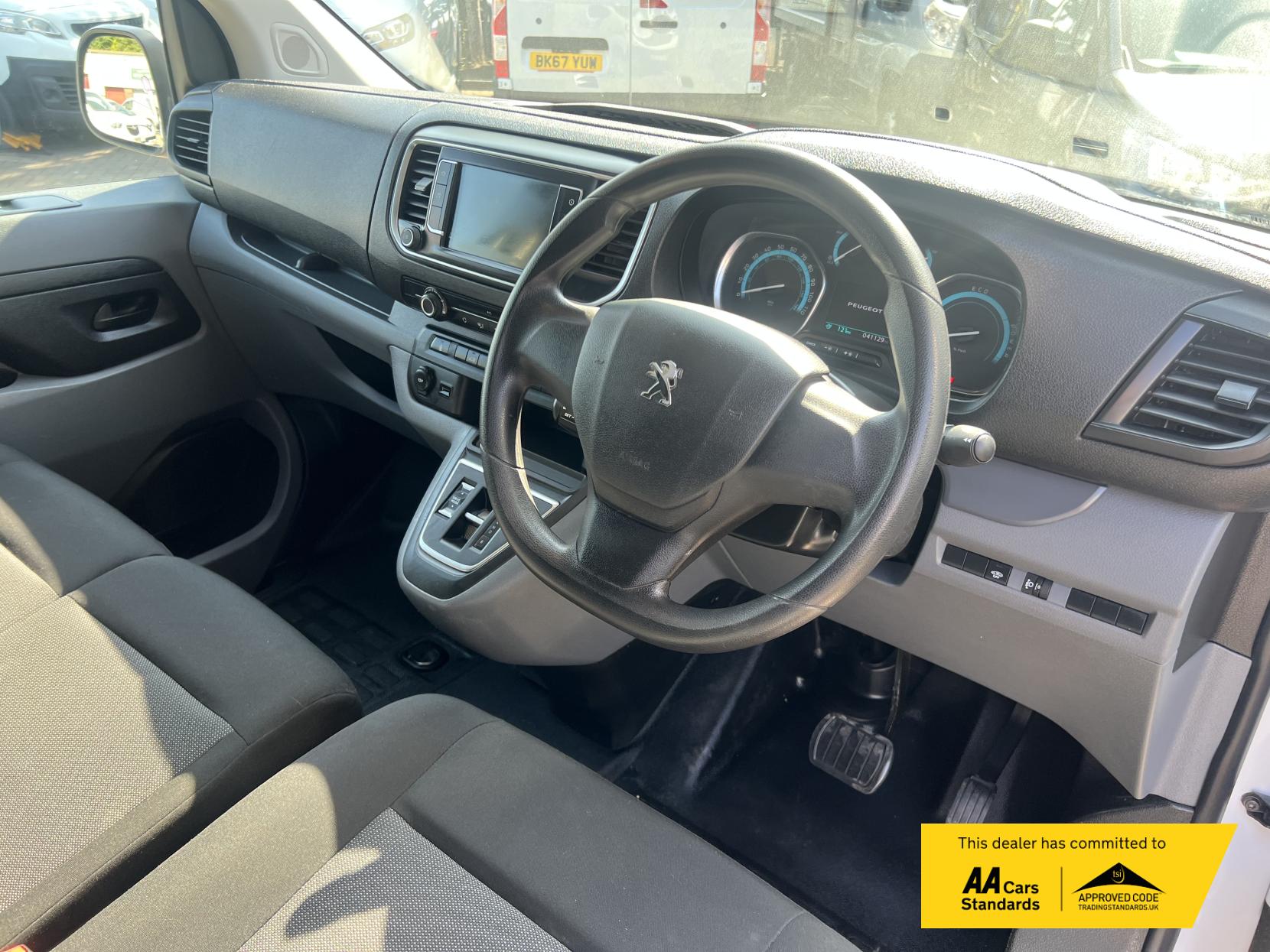 Peugeot e-Expert e 1200 75kWh Professional Standard Panel Van 6dr Electric Auto MWB (136 ps)