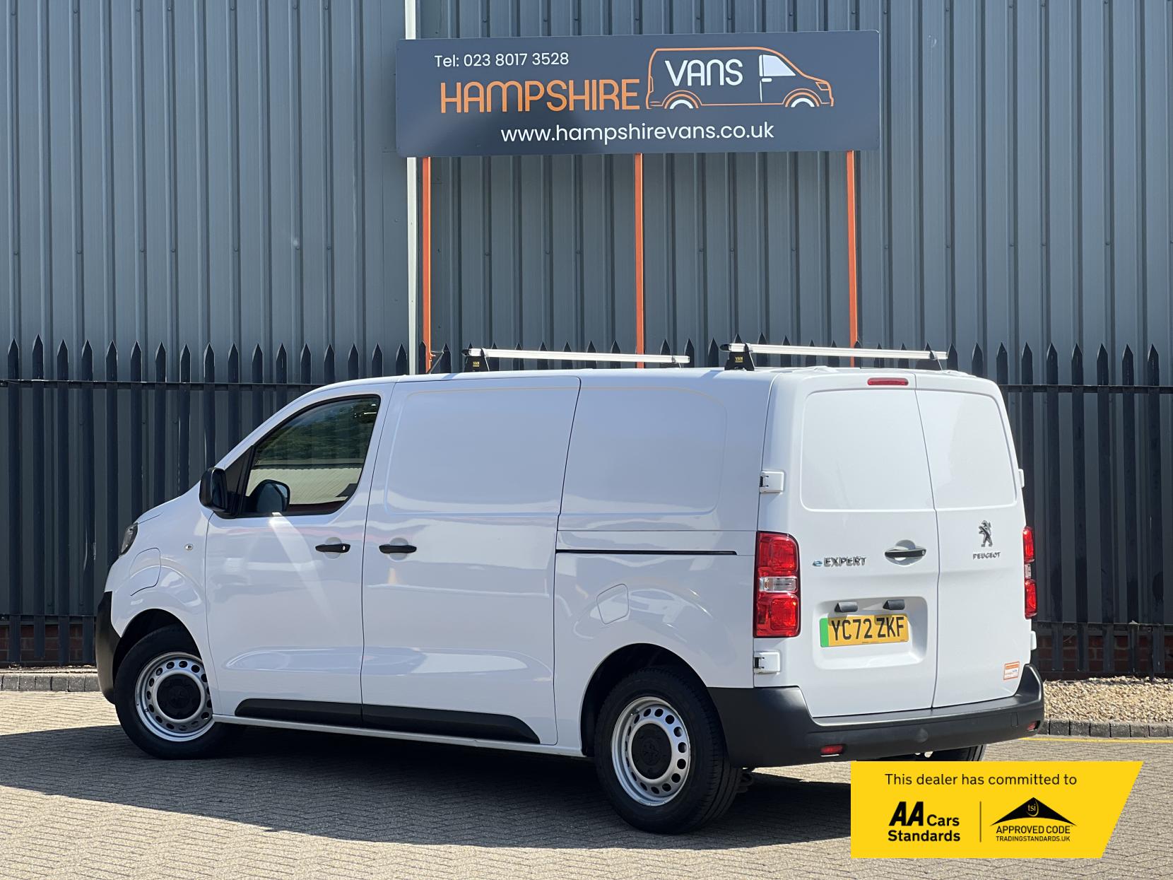 Peugeot e-Expert e 1200 75kWh Professional Standard Panel Van 6dr Electric Auto MWB (136 ps)