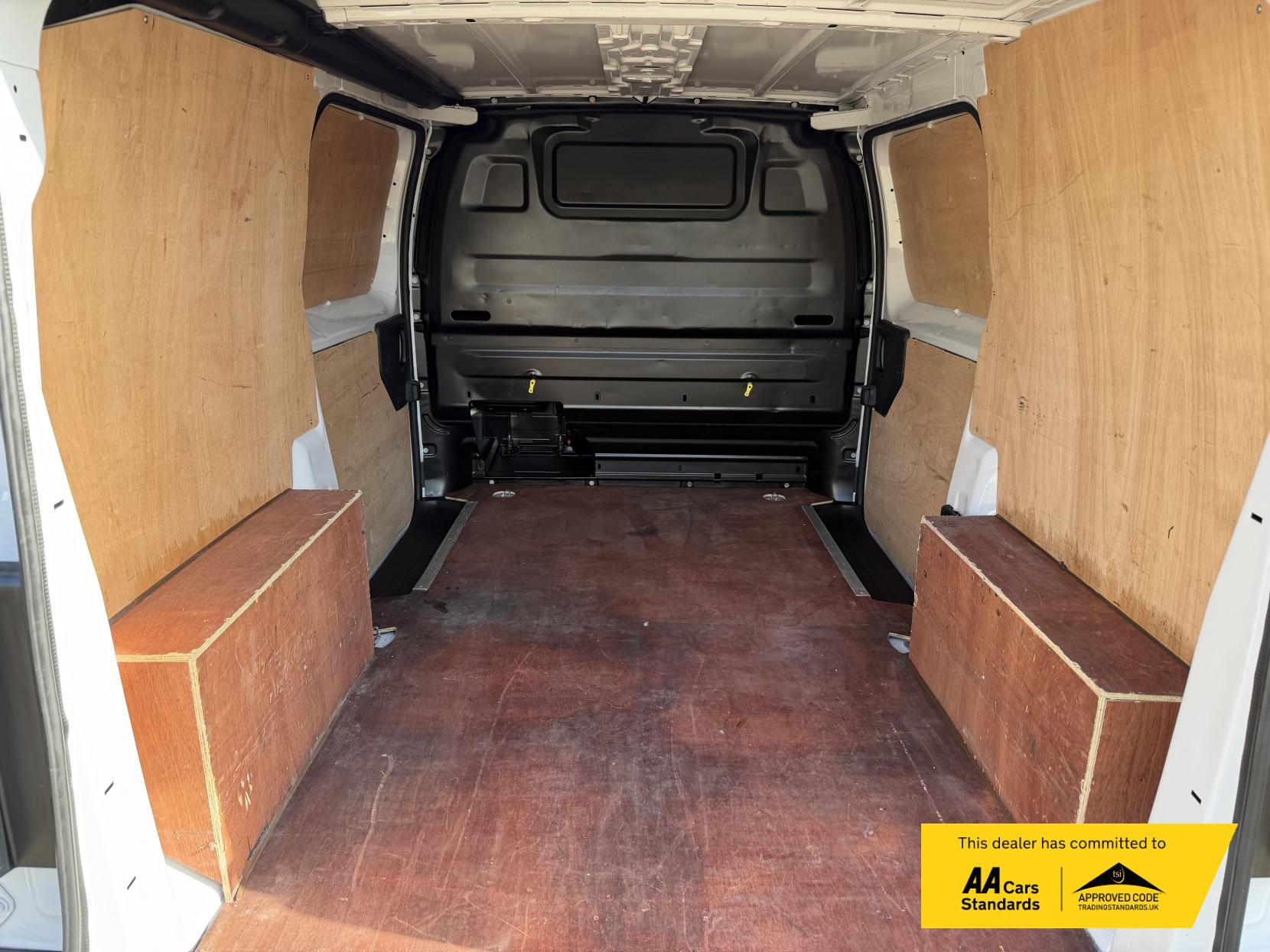 Peugeot e-Expert e 1200 75kWh Professional Standard Panel Van 6dr Electric Auto MWB (136 ps)