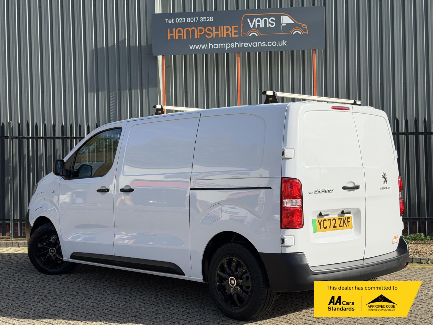Peugeot e-Expert e 1200 75kWh Professional Standard Panel Van 6dr Electric Auto MWB (136 ps)