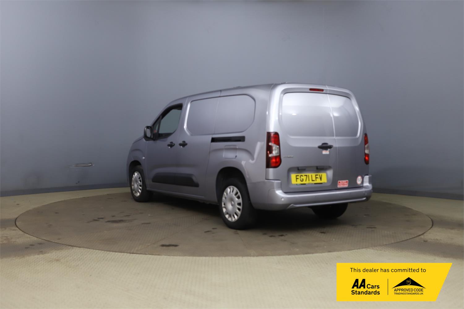 Vauxhall Combo 1.5 Turbo D 2300 Sportive Panel Van 4dr Diesel Manual L2 H1 Euro 6 (100 ps)