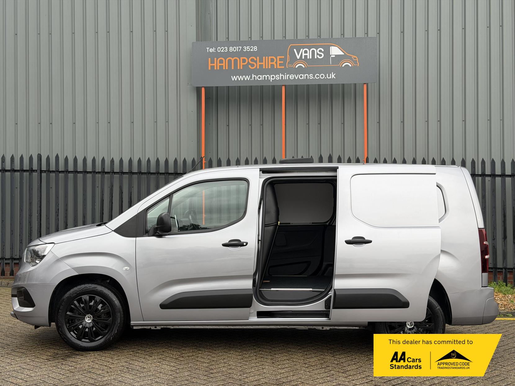 Vauxhall Combo 1.5 Turbo D 2300 Sportive Panel Van 4dr Diesel Manual L2 H1 Euro 6 (100 ps)