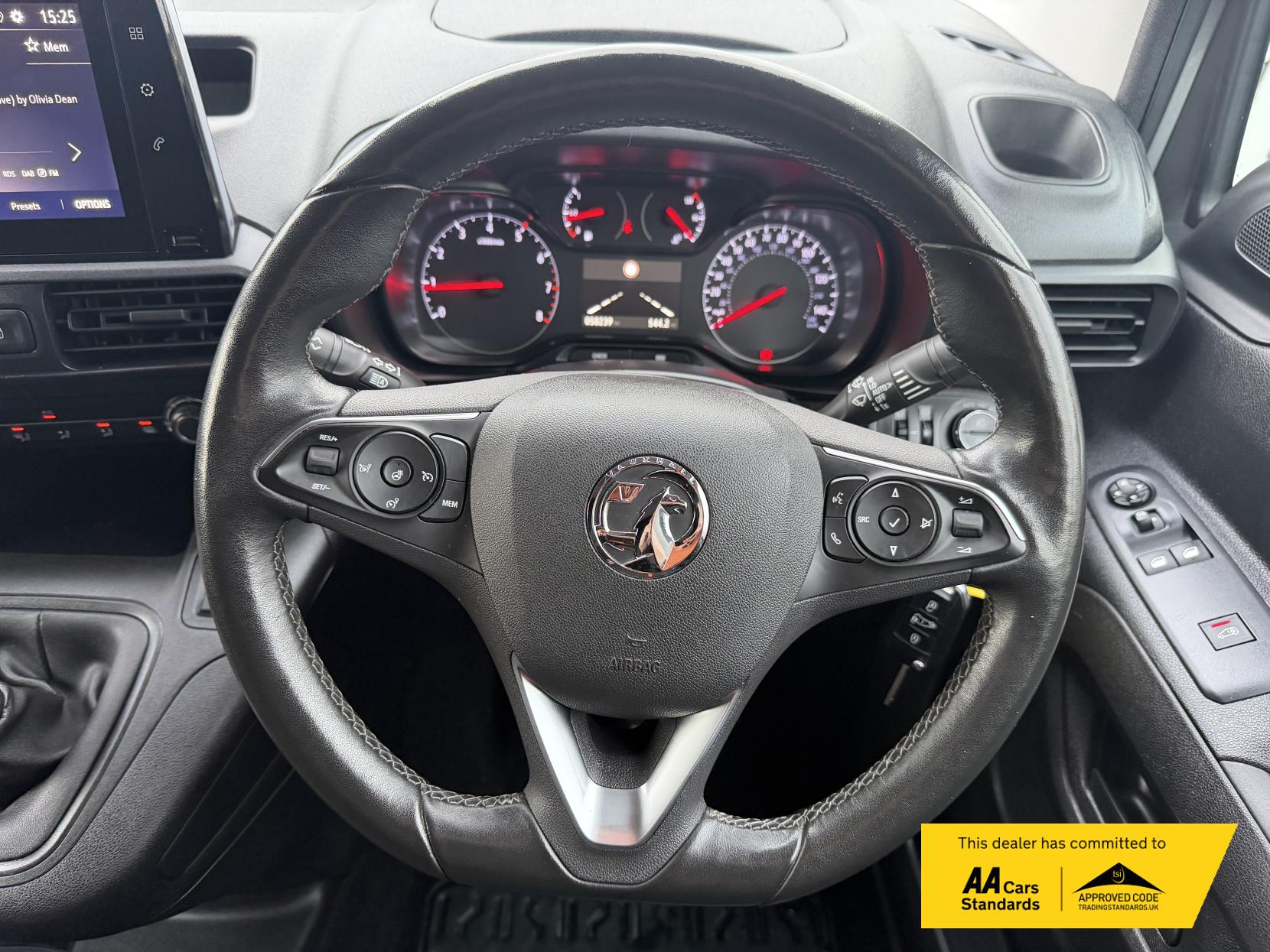 Vauxhall Combo 1.5 Turbo D 2300 Sportive Panel Van 4dr Diesel Manual L2 H1 Euro 6 (100 ps)