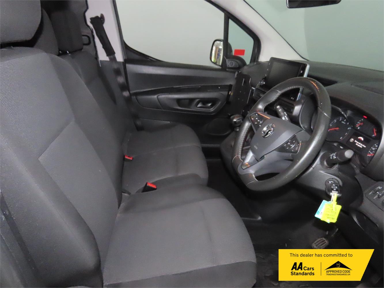 Vauxhall Combo 1.5 Turbo D 2300 Sportive Panel Van 4dr Diesel Manual L2 H1 Euro 6 (100 ps)