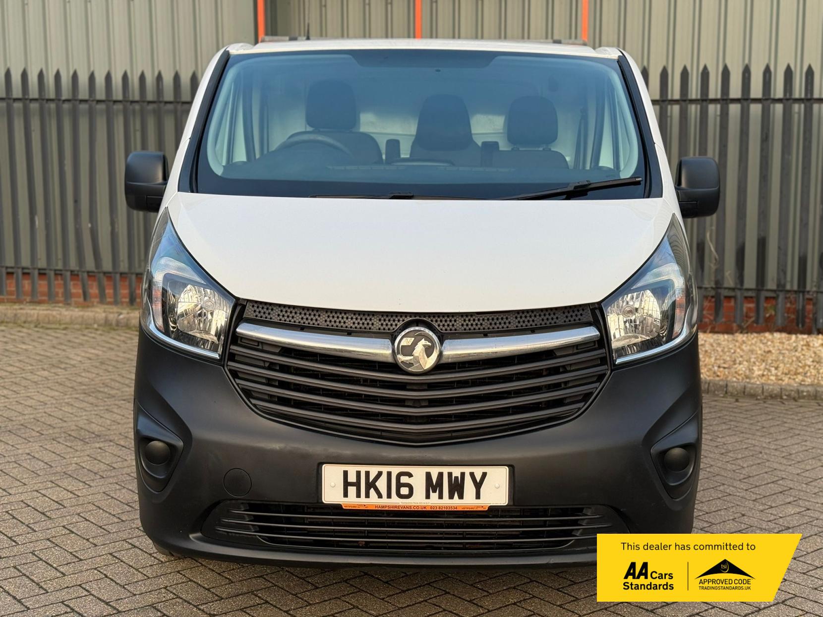 Vauxhall Vivaro 1.6 CDTi 2700 Panel Van 5dr Diesel Manual L1 H1 Euro 5 (90 ps)