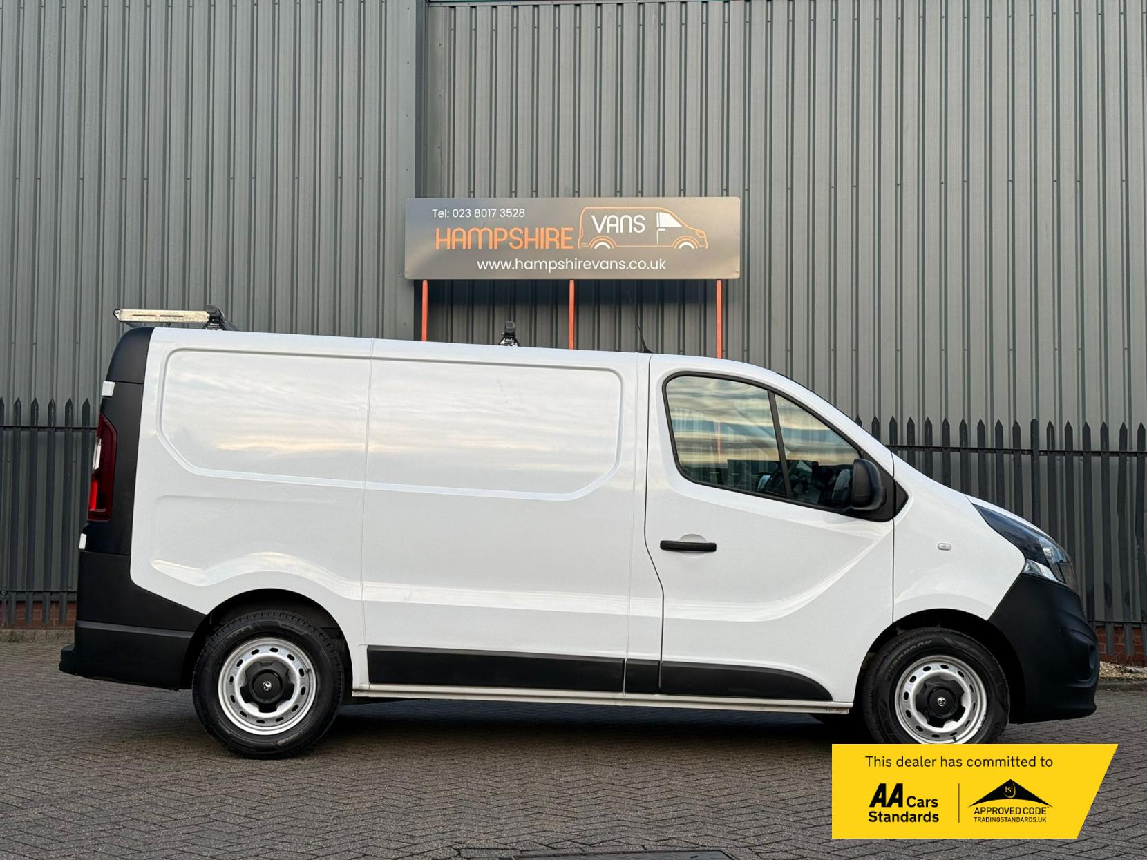 Vauxhall Vivaro 1.6 CDTi 2700 Panel Van 5dr Diesel Manual L1 H1 Euro 5 (90 ps)