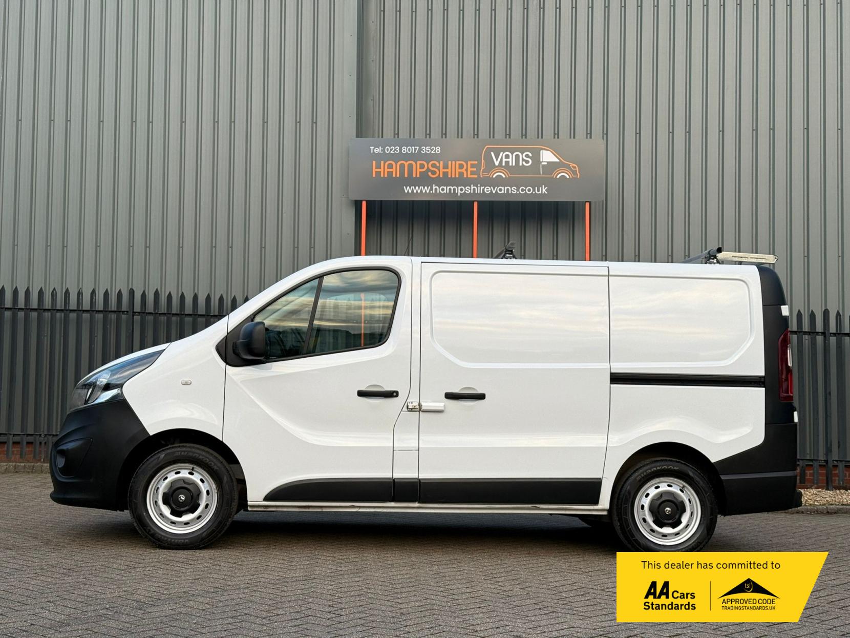 Vauxhall Vivaro 1.6 CDTi 2700 Panel Van 5dr Diesel Manual L1 H1 Euro 5 (90 ps)