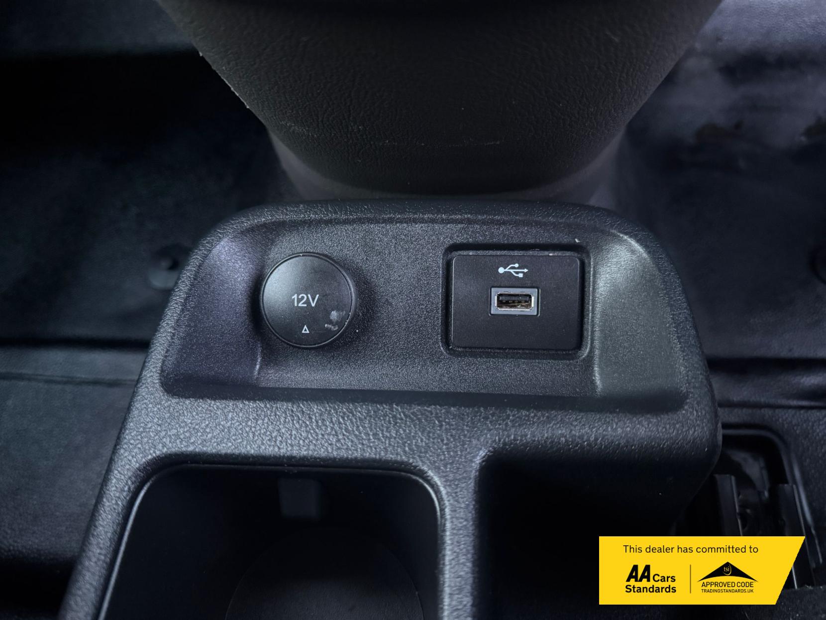 Ford Transit Connect 1.5 220 EcoBlue Trend Panel Van 5dr Diesel Manual L1 Euro 6 (s/s) (120 ps)