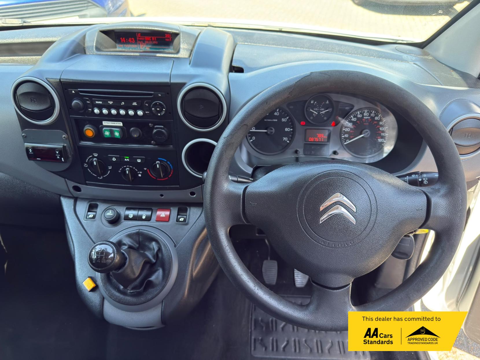 2014 Citroen Berlingo 1.6 HDi 750 LX Panel Van 6dr Diesel Manual L2 (153 g/km, 90 bhp) - Thumbnail 41