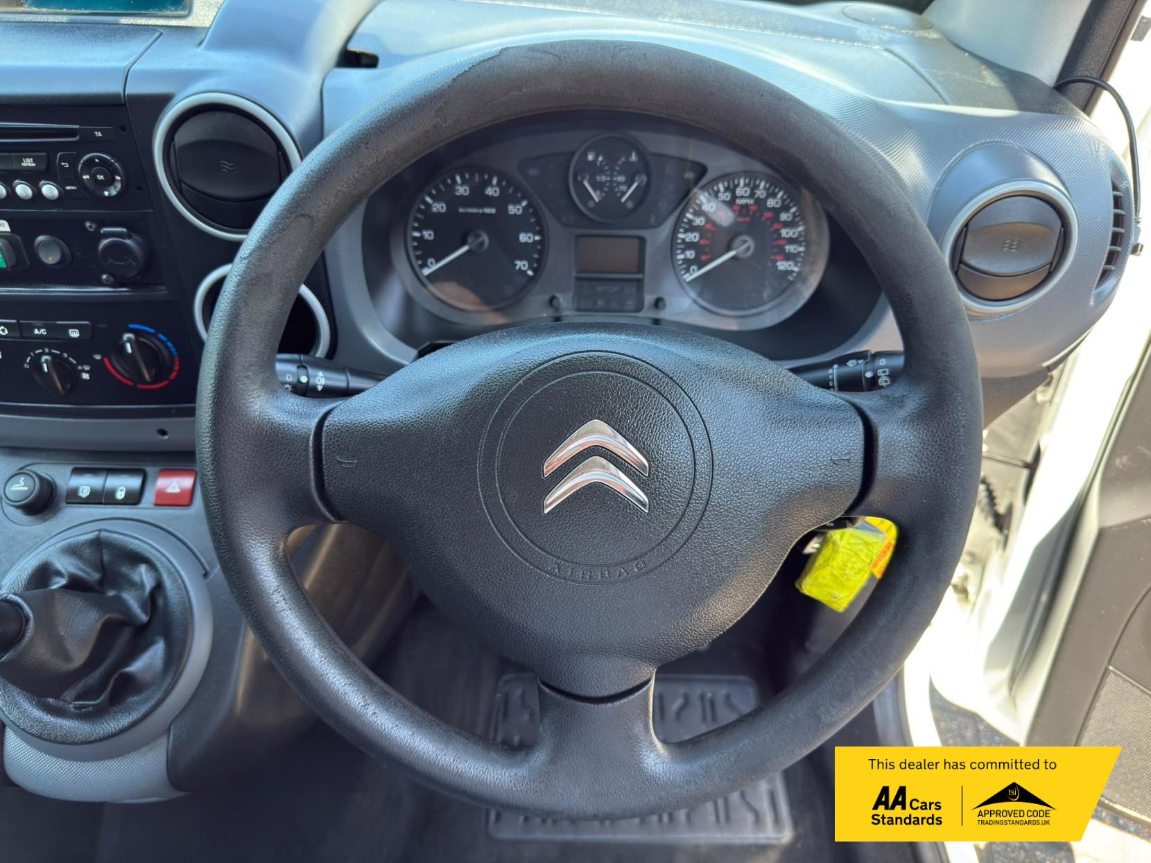 2014 Citroen Berlingo 1.6 HDi 750 LX Panel Van 6dr Diesel Manual L2 (153 g/km, 90 bhp) - Thumbnail 43