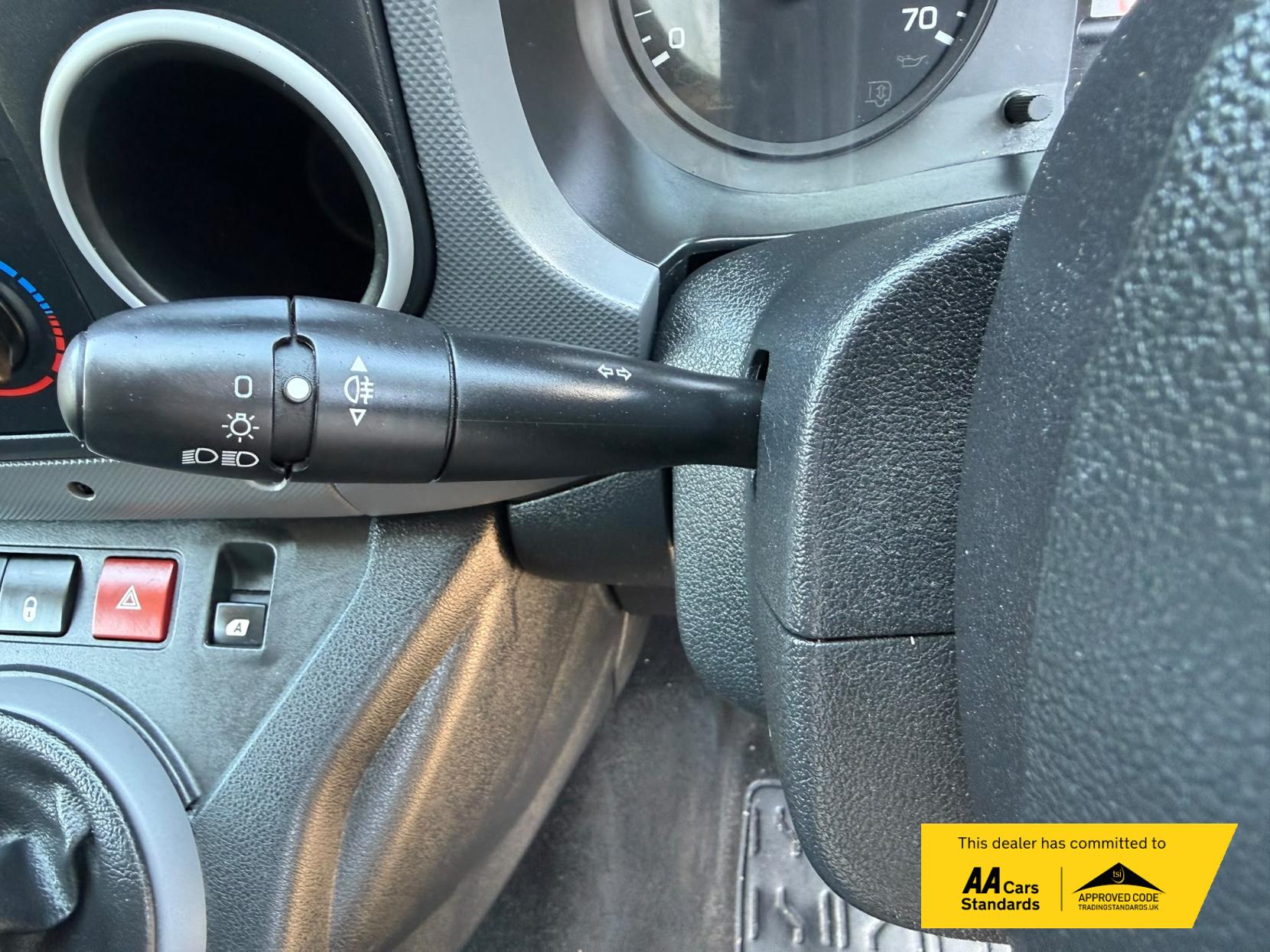 2014 Citroen Berlingo 1.6 HDi 750 LX Panel Van 6dr Diesel Manual L2 (153 g/km, 90 bhp) - Thumbnail 42