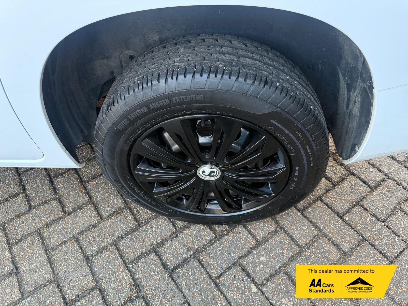 Vauxhall Combo 1.5 Turbo D 2300 Pro Panel Van 5dr Diesel Manual L1 H1 Euro 6 (s/s) (100 ps)