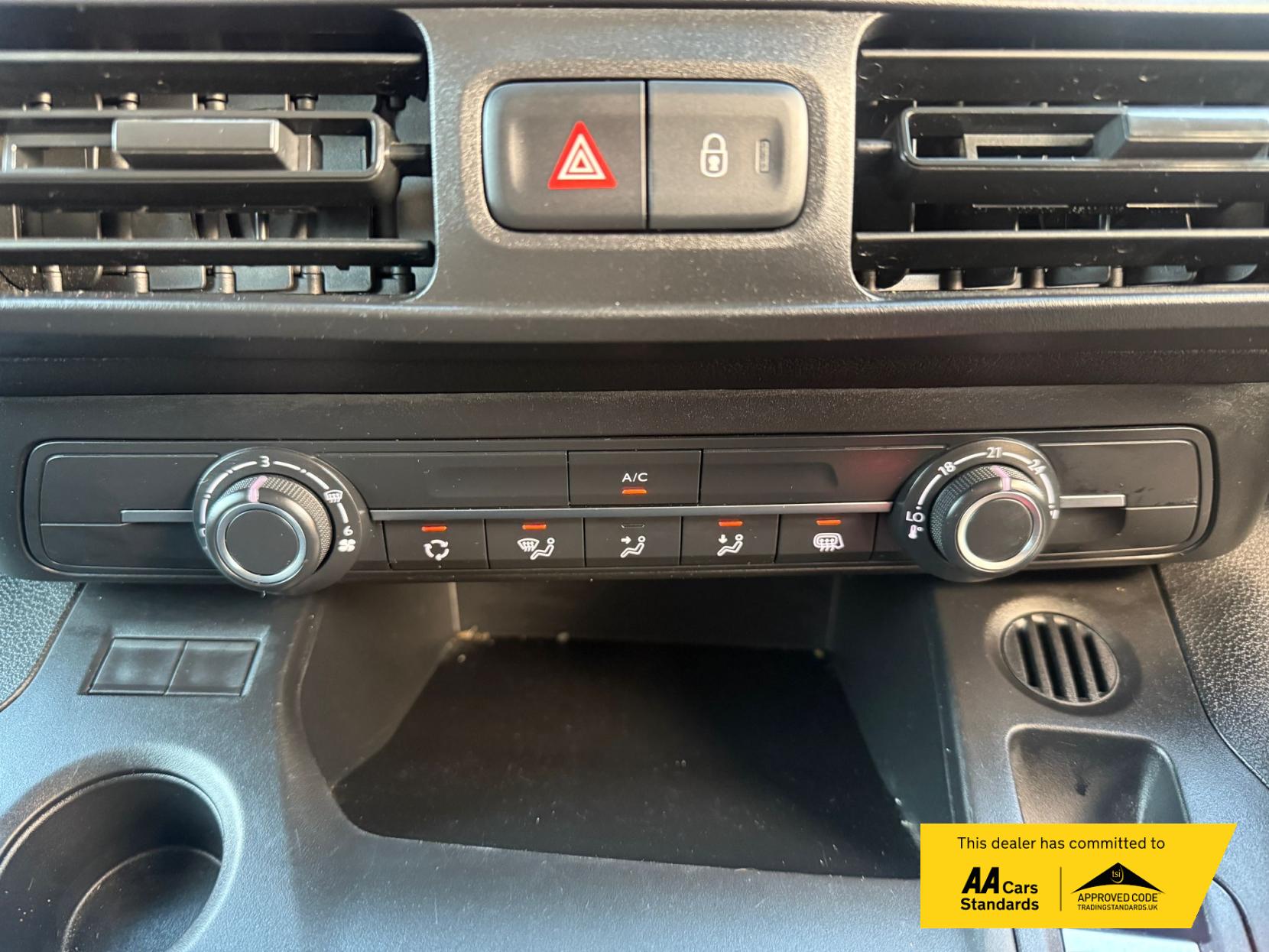 Vauxhall Combo 1.5 Turbo D 2300 Pro Panel Van 5dr Diesel Manual L1 H1 Euro 6 (s/s) (100 ps)