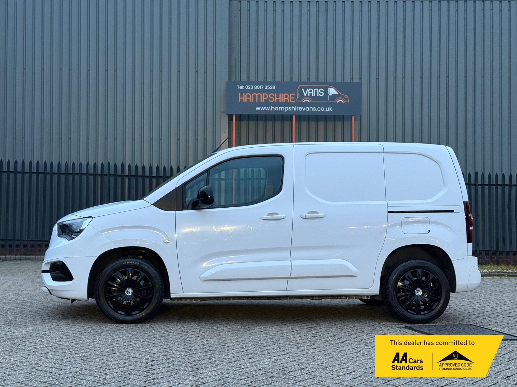 Vauxhall Combo 1.5 Turbo D 2300 Pro Panel Van 5dr Diesel Manual L1 H1 Euro 6 (s/s) (100 ps)