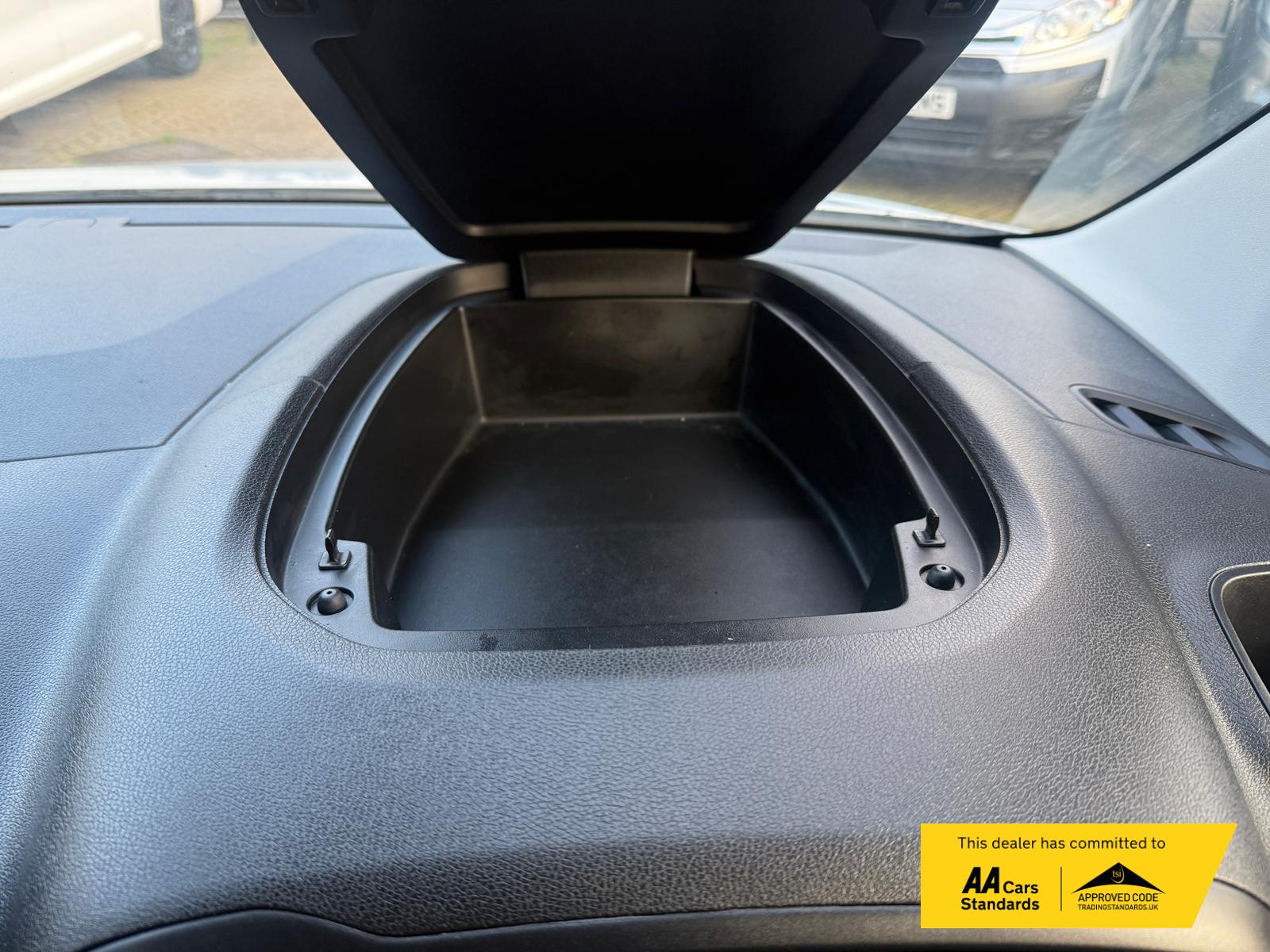 Vauxhall Combo 1.5 Turbo D 2300 Pro Panel Van 5dr Diesel Manual L1 H1 Euro 6 (s/s) (100 ps)