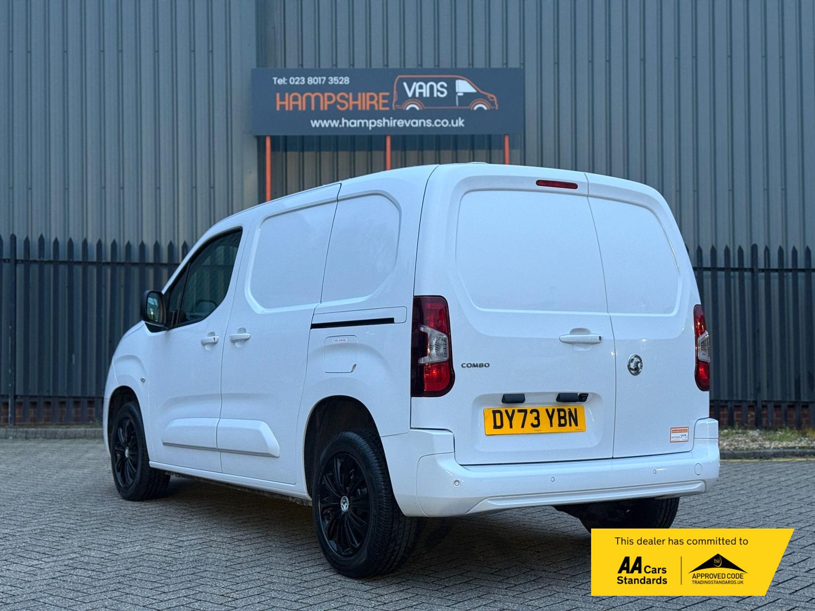 Vauxhall Combo 1.5 Turbo D 2300 Pro Panel Van 5dr Diesel Manual L1 H1 Euro 6 (s/s) (100 ps)
