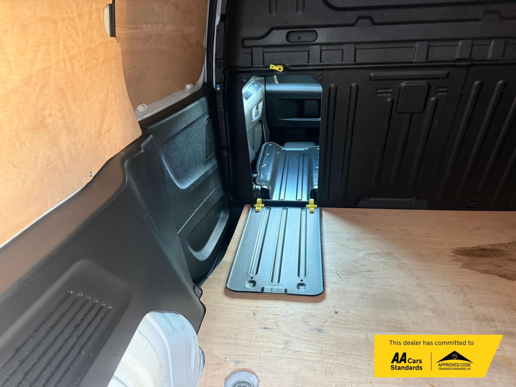 Vauxhall Combo 1.5 Turbo D 2300 Pro Panel Van 5dr Diesel Manual L1 H1 Euro 6 (s/s) (100 ps)