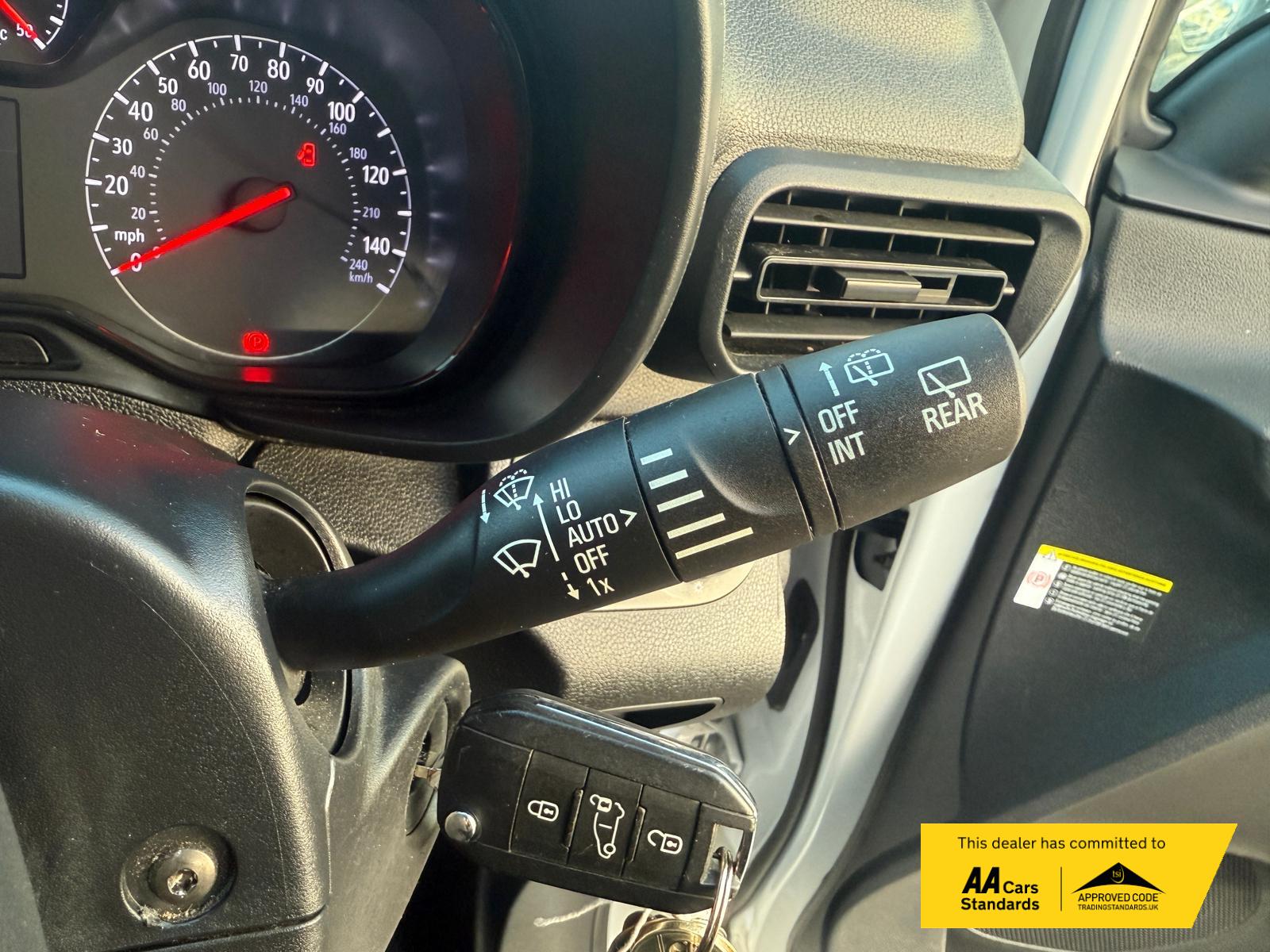 Vauxhall Combo 1.5 Turbo D 2300 Pro Panel Van 5dr Diesel Manual L1 H1 Euro 6 (s/s) (100 ps)