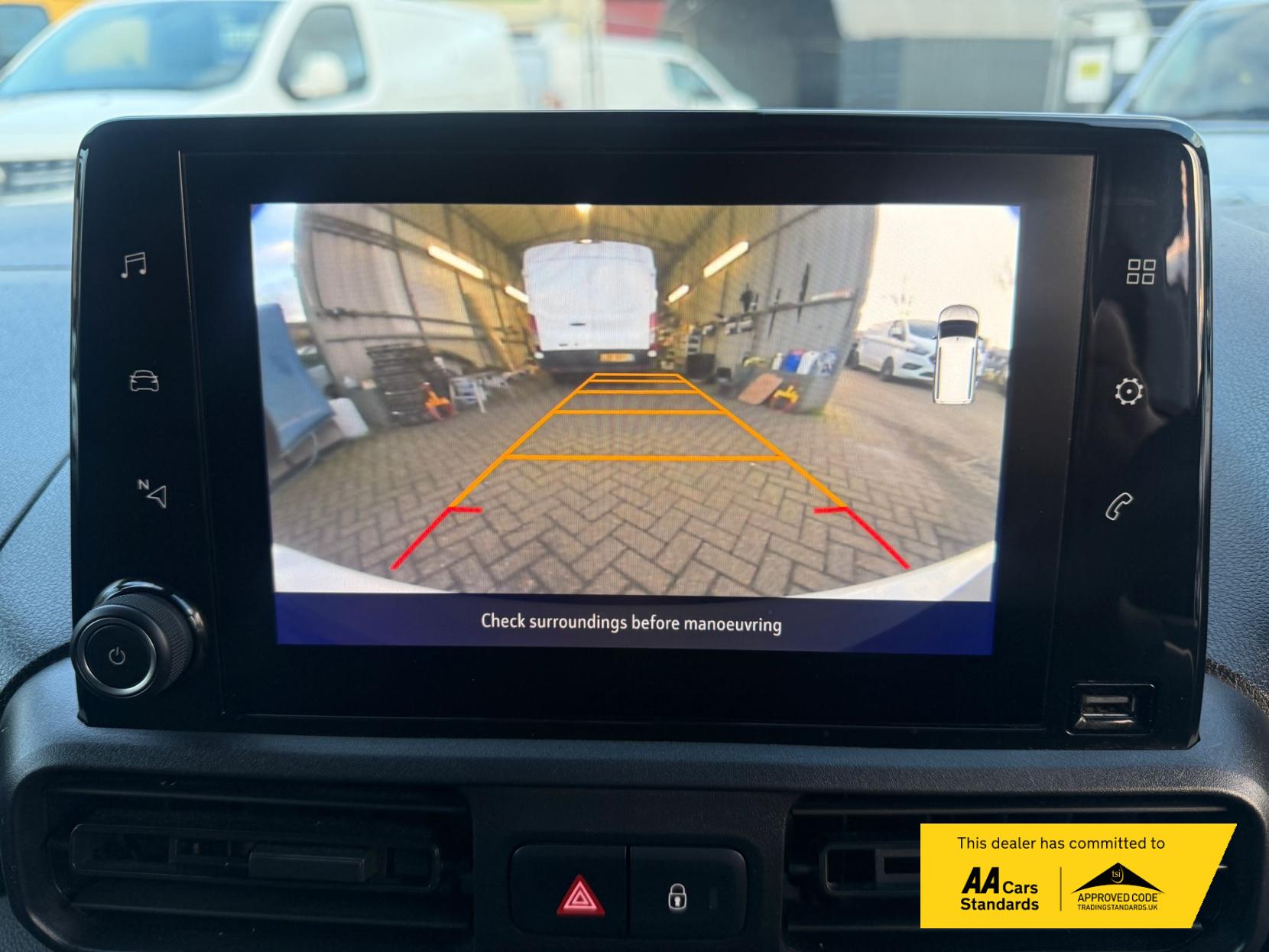 Vauxhall Combo 1.5 Turbo D 2300 Pro Panel Van 5dr Diesel Manual L1 H1 Euro 6 (s/s) (100 ps)