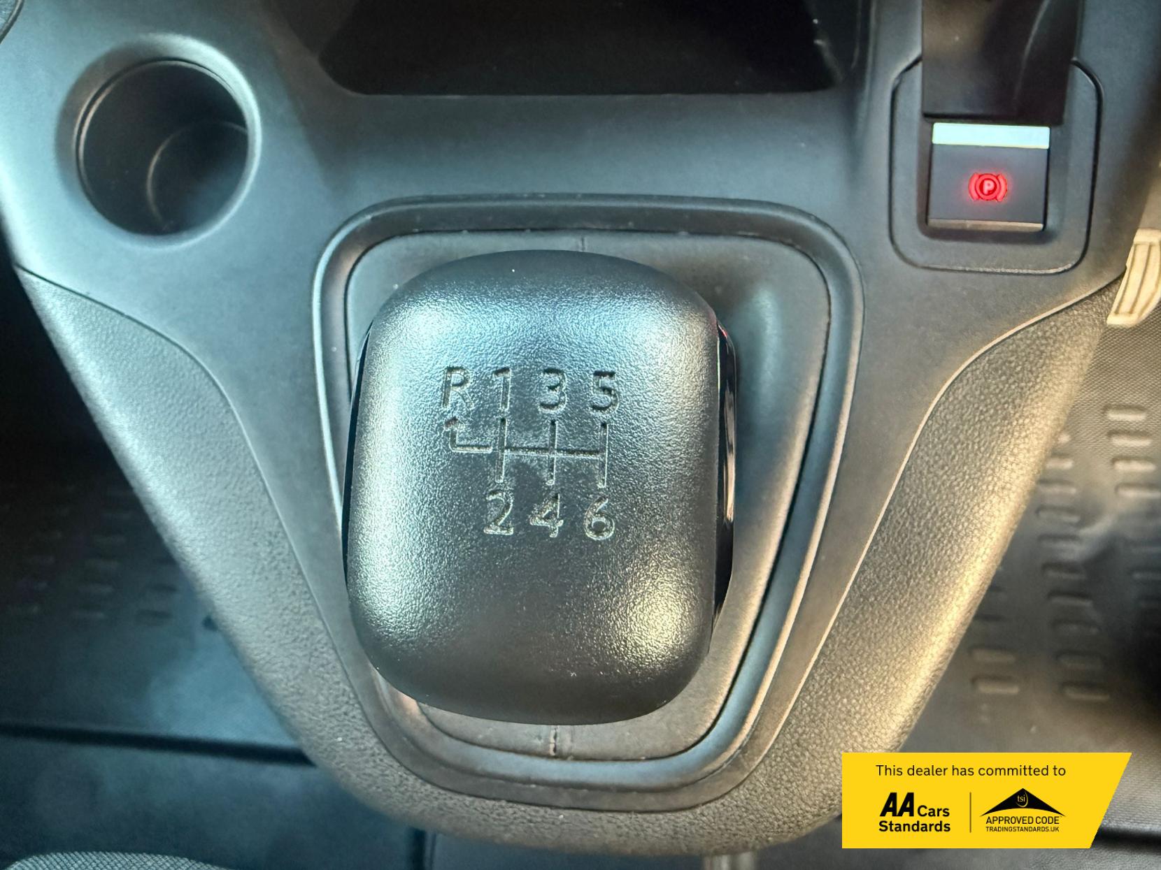 Vauxhall Combo 1.5 Turbo D 2300 Pro Panel Van 5dr Diesel Manual L1 H1 Euro 6 (s/s) (100 ps)