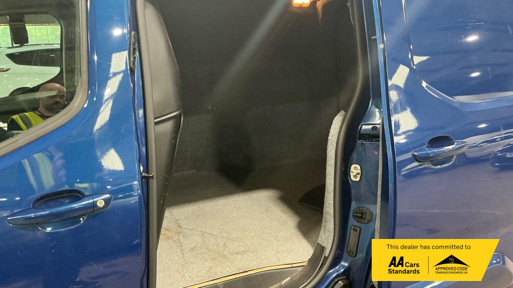 2020 Citroen Berlingo 1.5 BlueHDi 1000 Driver M Panel Van 5dr Diesel EAT8 SWB Euro 6 (s/s) (130 ps) - Thumbnail 10