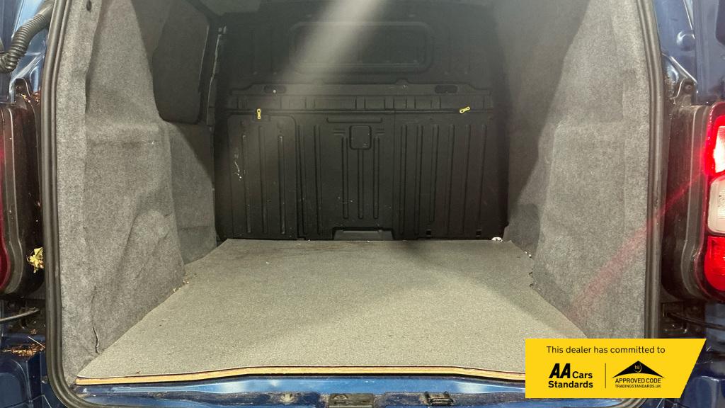 2020 Citroen Berlingo 1.5 BlueHDi 1000 Driver M Panel Van 5dr Diesel EAT8 SWB Euro 6 (s/s) (130 ps) - Thumbnail 9