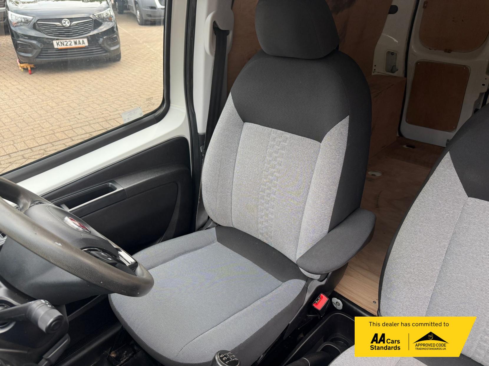 Fiat Fiorino 1.3 Tecnico Car Derived Van (2016 - )