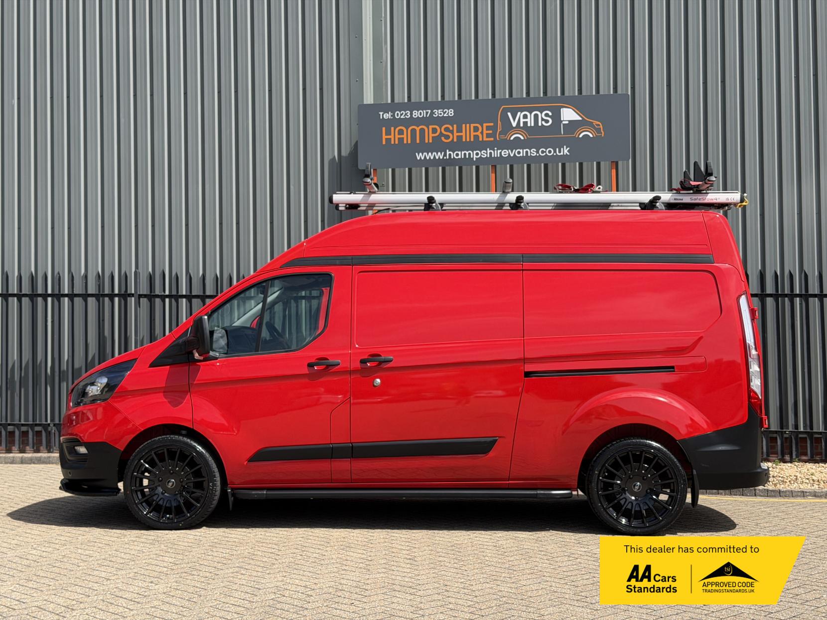 2018 Ford Transit Custom 2.0 320 EcoBlue Panel Van 5dr Diesel Manual L2 H2 Euro 6 (105 ps) - Thumbnail 5