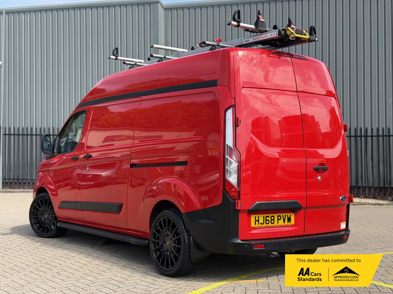 2018 Ford Transit Custom 2.0 320 EcoBlue Panel Van 5dr Diesel Manual L2 H2 Euro 6 (105 ps) - Thumbnail 3