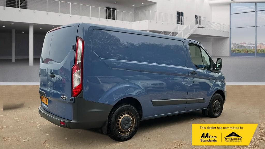 Ford Transit Custom 2.2 TDCi 290 Panel Van 5dr Diesel Manual L1 H1 (186 g/km, 98 bhp)