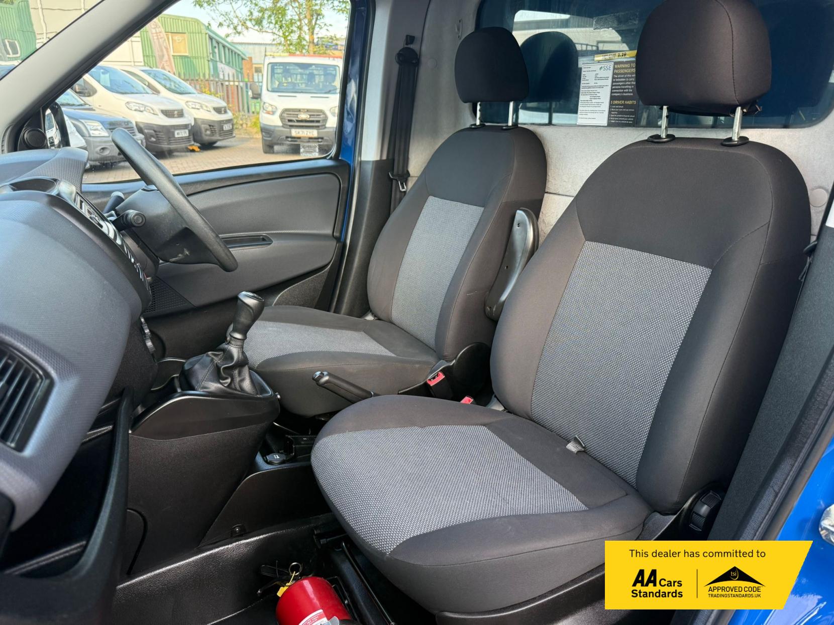 Fiat Doblo 1.6 MultiJet 16v Platform Cab 4dr Diesel Manual FWD L2 (105 bhp)