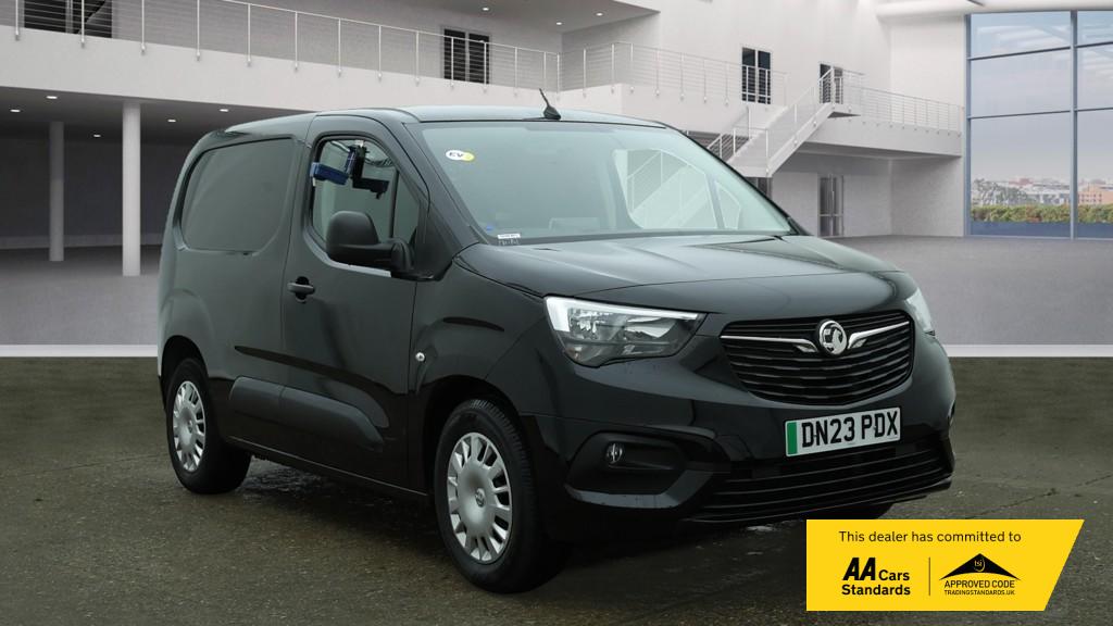 Vauxhall Combo Electric 2300 50kWh Sportive Panel Van 5dr Electric Auto L1 H1 (7.4kW Charger) (136 ps)