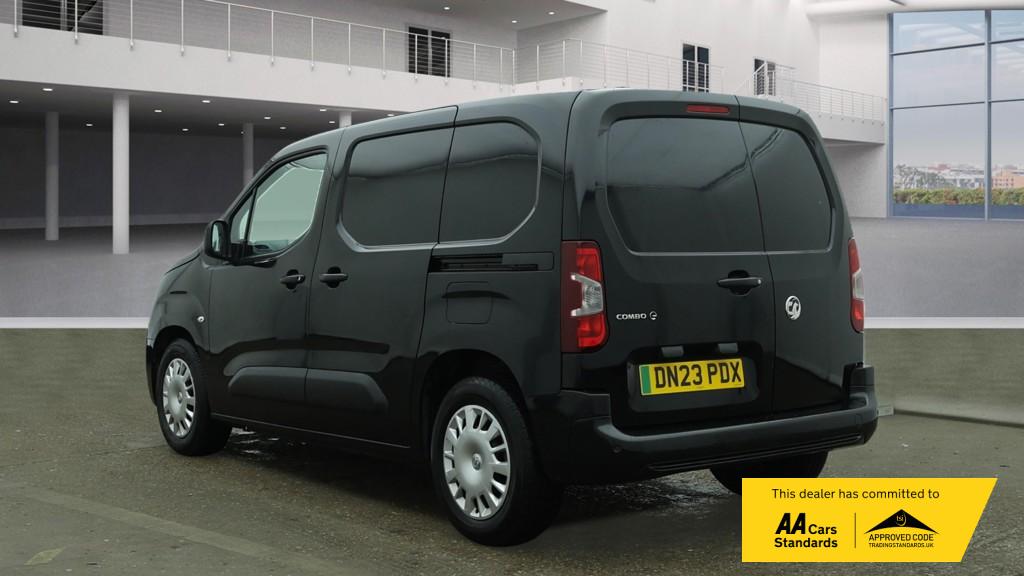 Vauxhall Combo Electric 2300 50kWh Sportive Panel Van 5dr Electric Auto L1 H1 (7.4kW Charger) (136 ps)