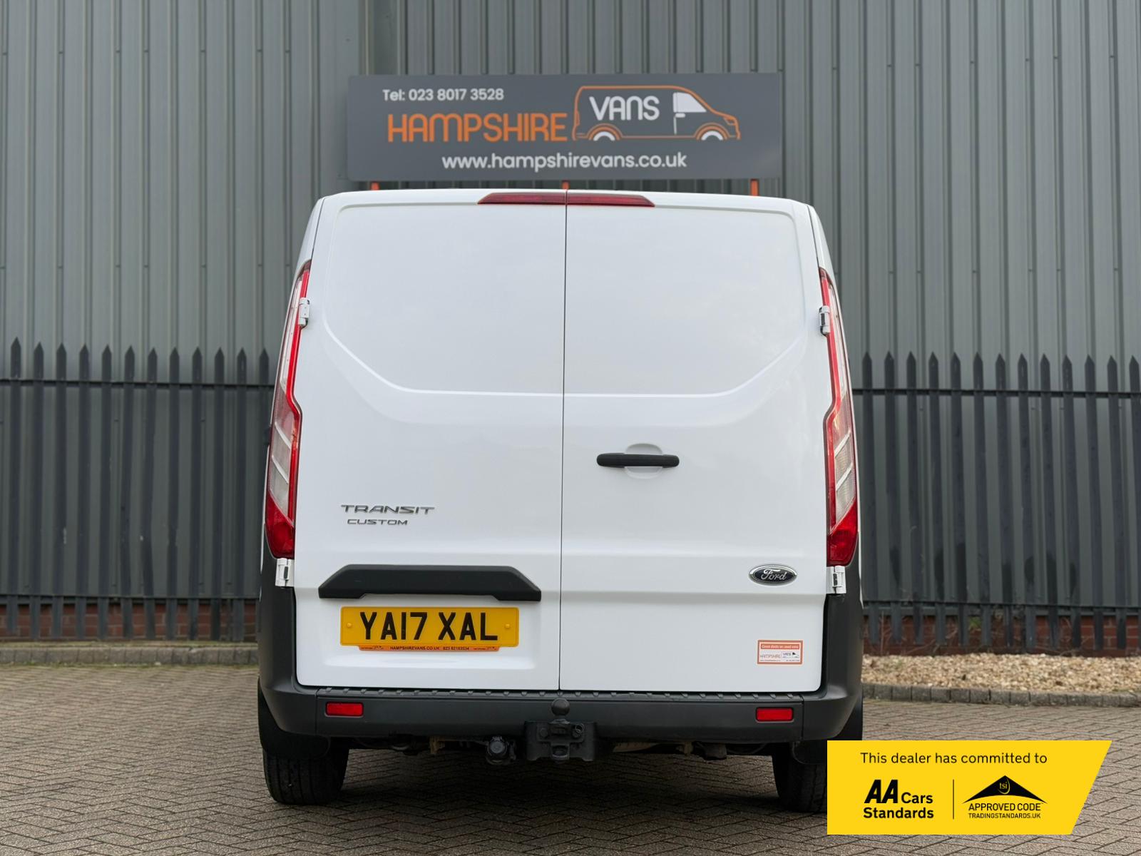 Ford Transit Custom 2.2 TDCi 290 Trend Combi Van 5dr Diesel Manual L1 H1 (191 g/km, 98 bhp)